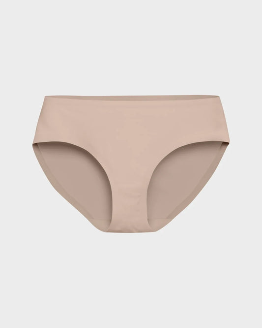Nude Brief